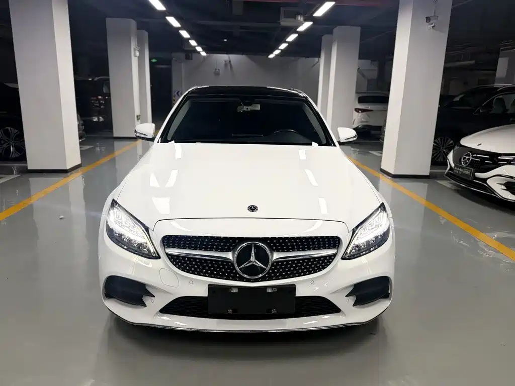 Mercedes-Benz C-Class — миниатюра 2