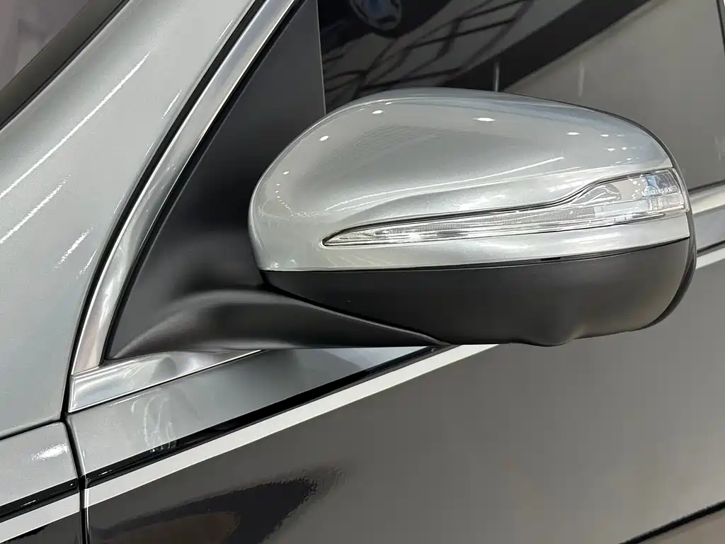 MERCEDES-BENZ MAYBACH GLS