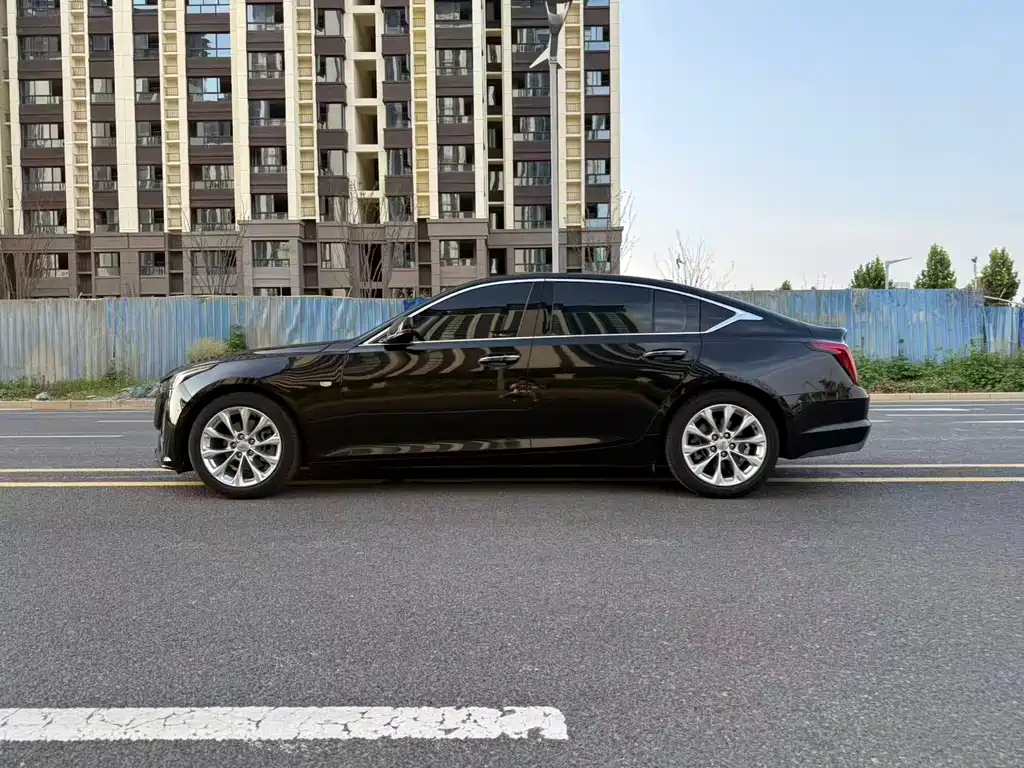 Cadillac CT5 2023 28T Luxury （ Standard ）