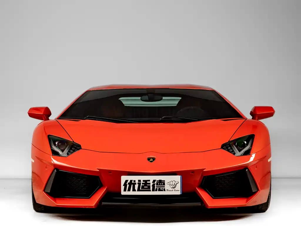 Lamborghini Aventador 2011 LP 700-4