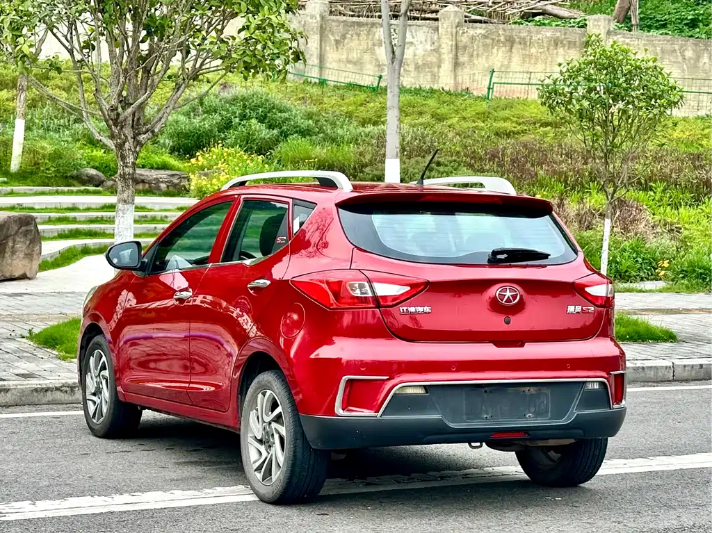 JAC S2 2015 1.5L MT Luxury