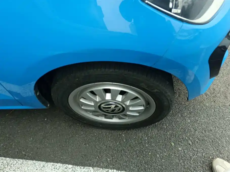 Volkswagen up! — миниатюра 6