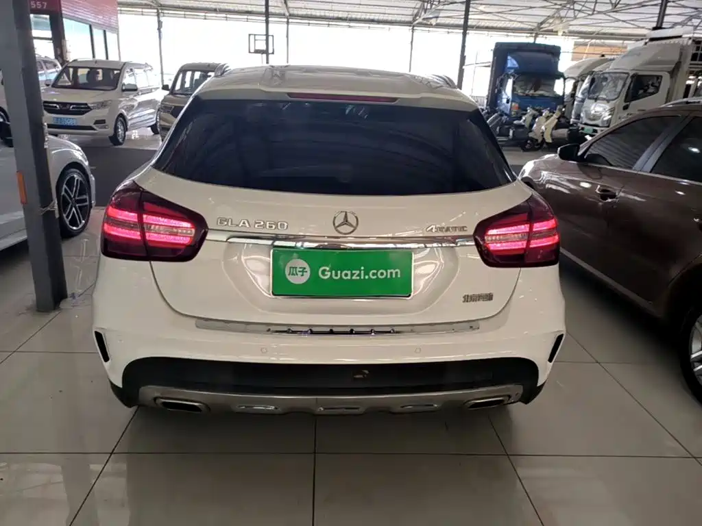 Mercedes-Benz GLA — миниатюра 6