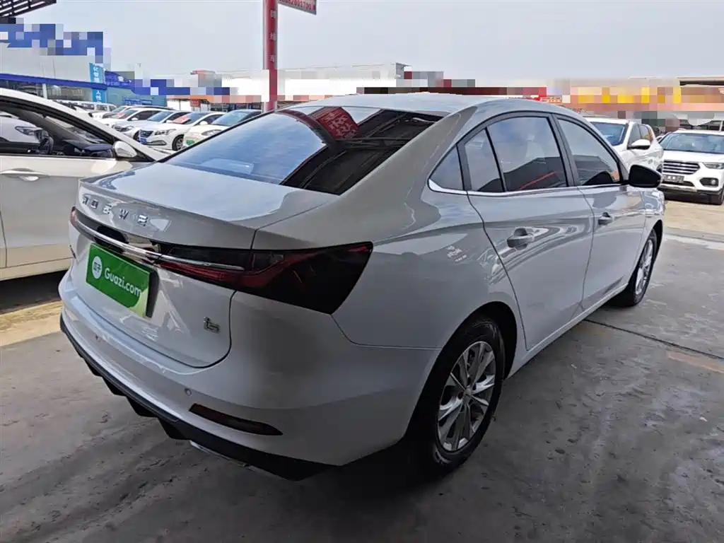 Roewe i5 2023 1.5L CVT Luxury