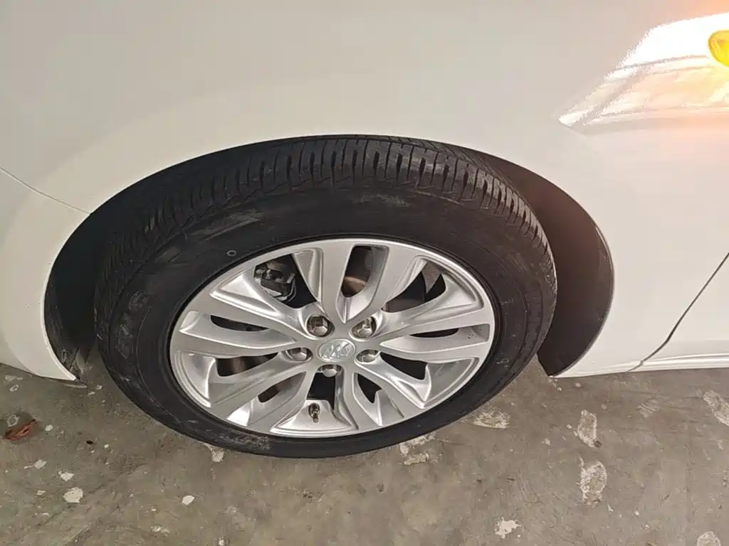 Buick Excelle — миниатюра 23