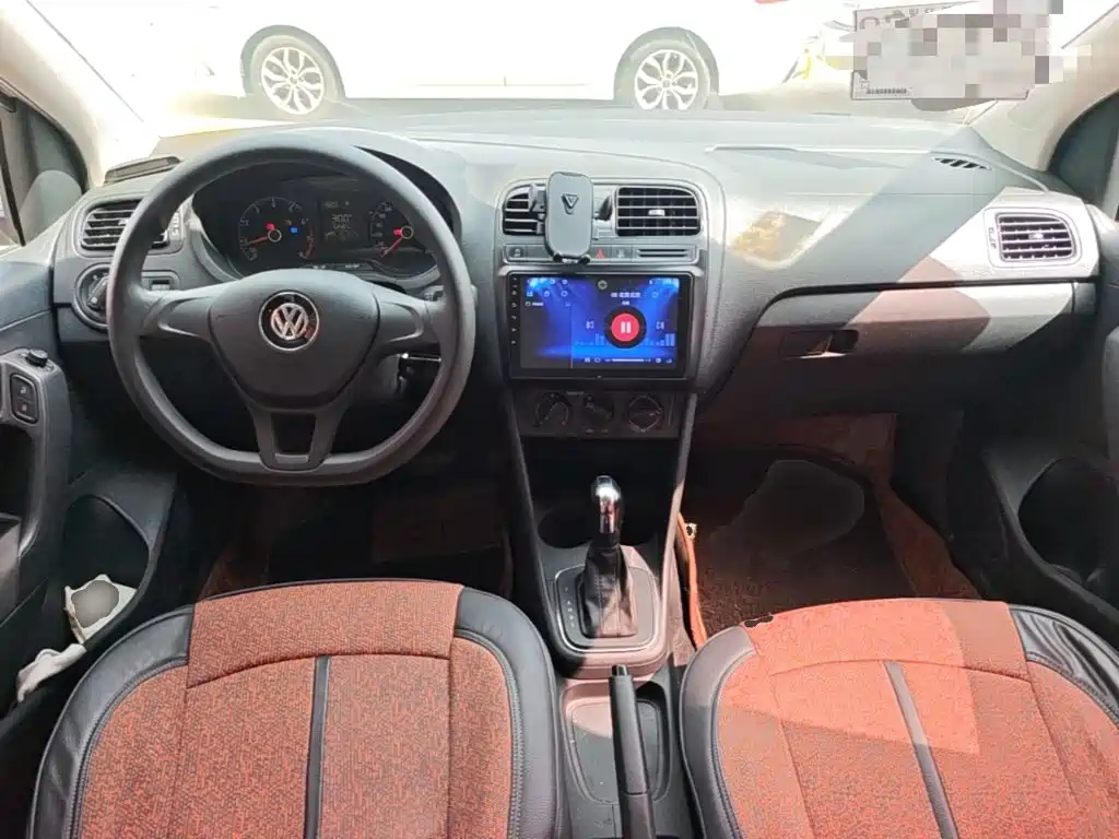 Volkswagen Polo — миниатюра 10
