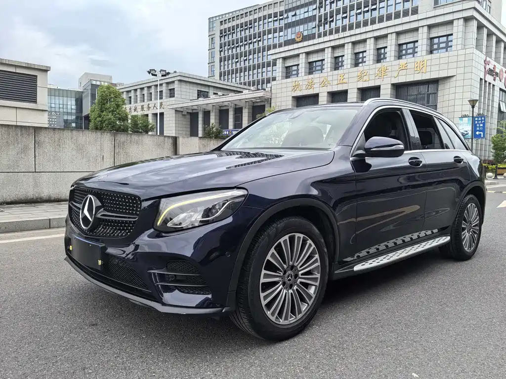Купить Mercedes-Benz GLC