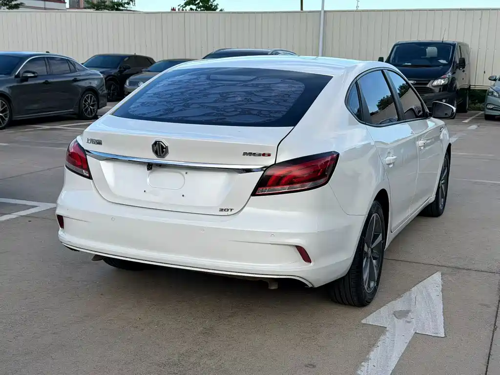 MG MG6 — миниатюра 4