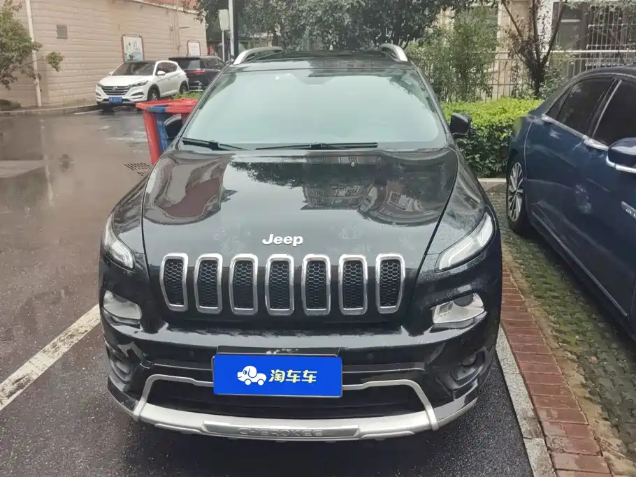 Jeep Cherokee — миниатюра 2