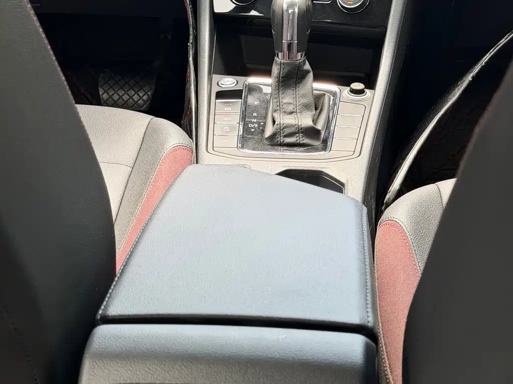 Volkswagen Bora — миниатюра 16