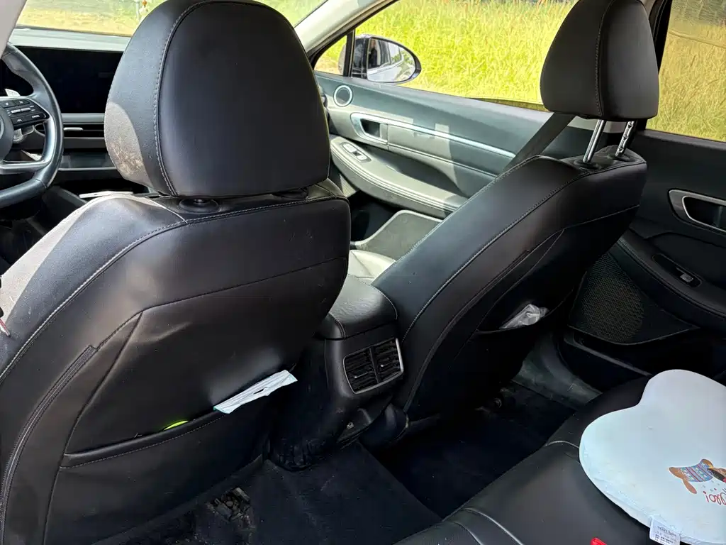 Hyundai Sonata — миниатюра 9