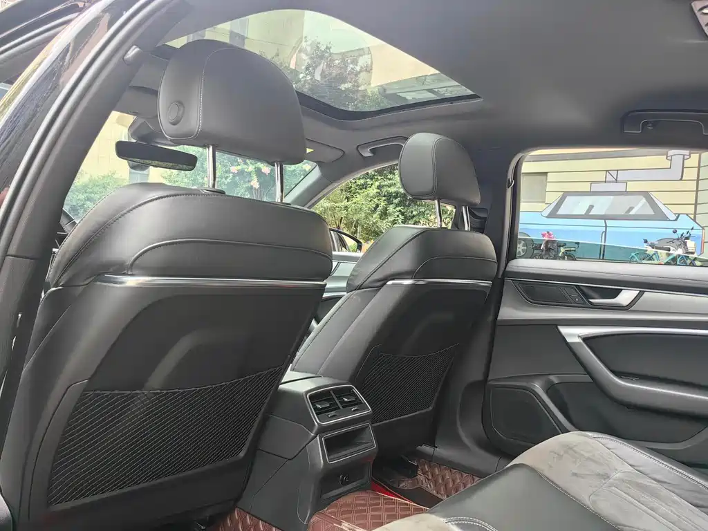 Audi A6L 2022 40 TFSI Luxury