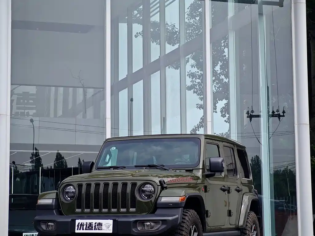 Купить Jeep Wrangler