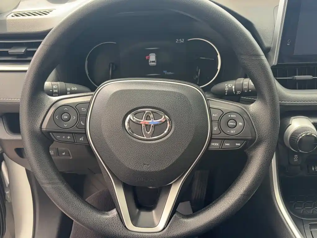 Toyota RAV4 2021 2.0L CVT