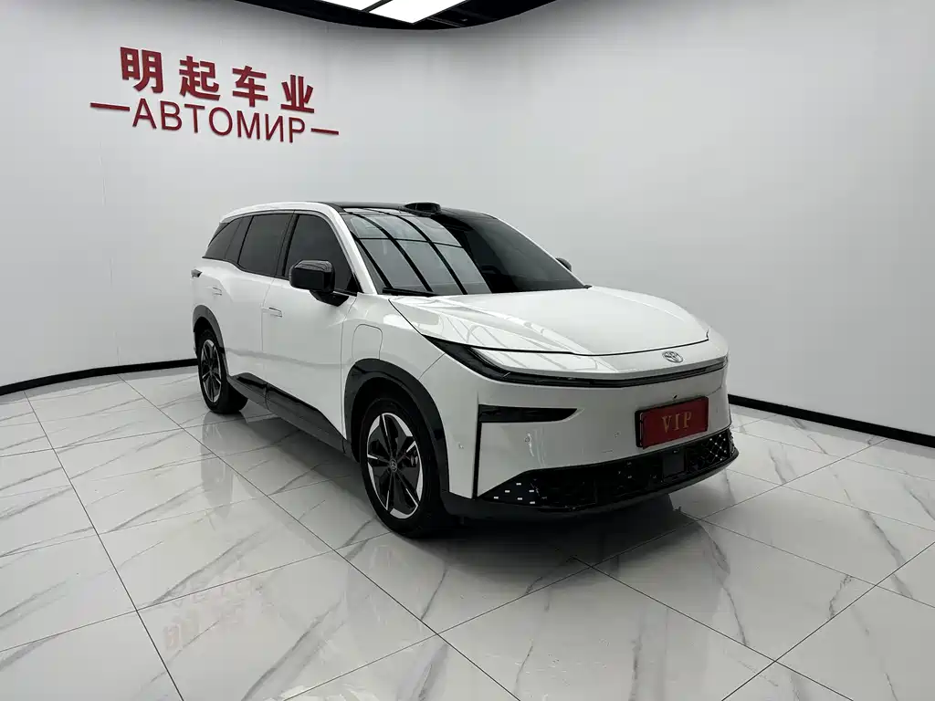 Toyota bZ3X - фото 3