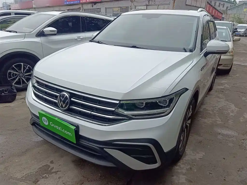 Volkswagen Tiguan L 2023
