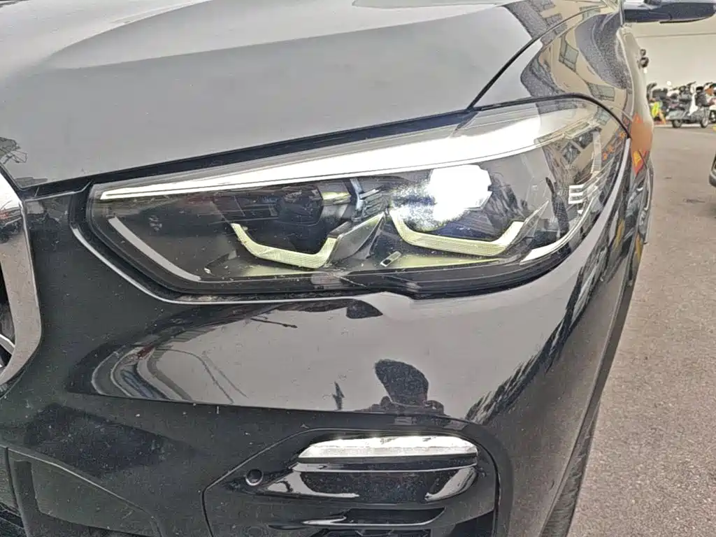 BMW X5 (Import) — миниатюра 24
