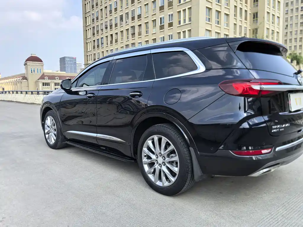 Buick Enclave — миниатюра 48