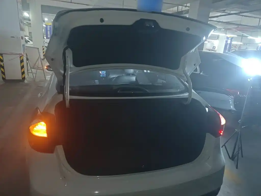 Kia K3 — миниатюра 19
