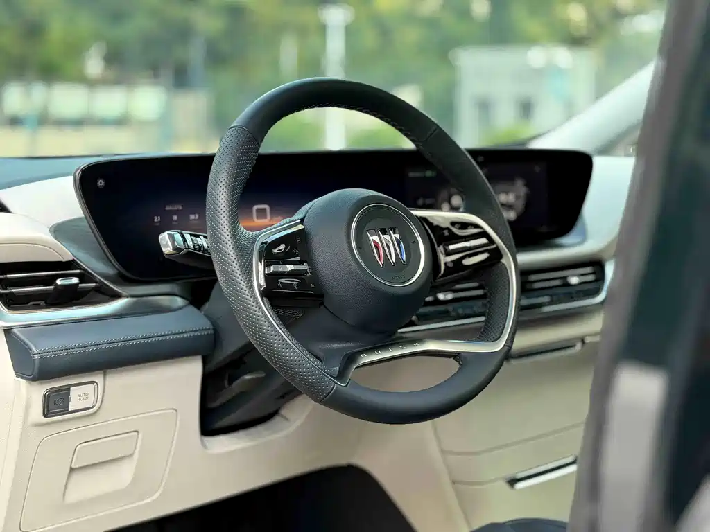 Buick Century — миниатюра 13