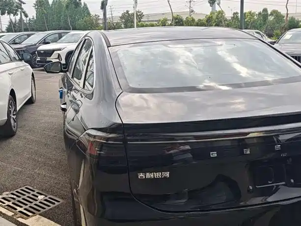 Geely Galaxy Galaxy A7 EM A7 EM 2025 EM-i 150km Premium