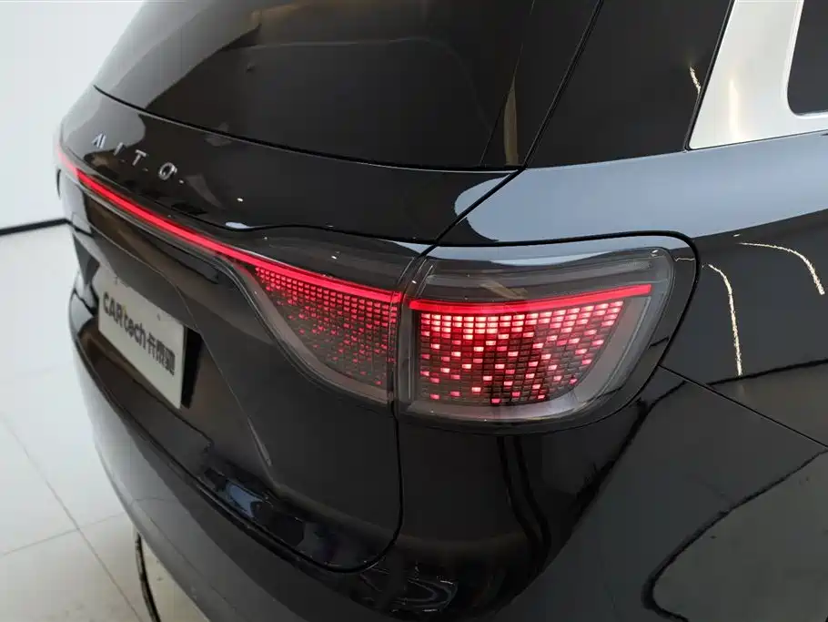 Aito M9 2024 Max 52kWh 5 мест