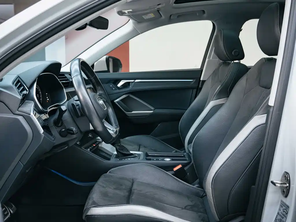 Audi Q3 — миниатюра 5