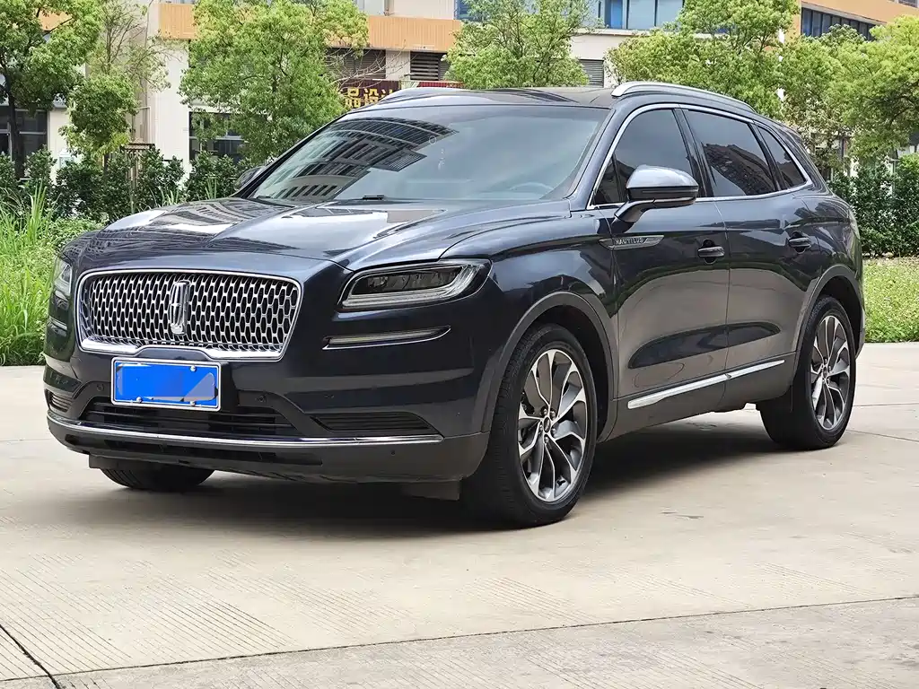 Lincoln Nautilus 2022