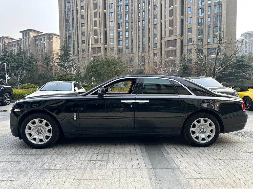 Rolls-Royce Ghost 2010 6.6T Standard