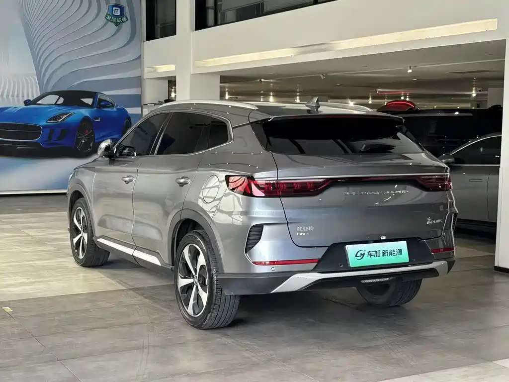 BYD PLUS New Energy — миниатюра 7
