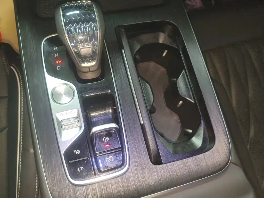GAC GS8 2022 2.0TGDI Luxury ( мест)