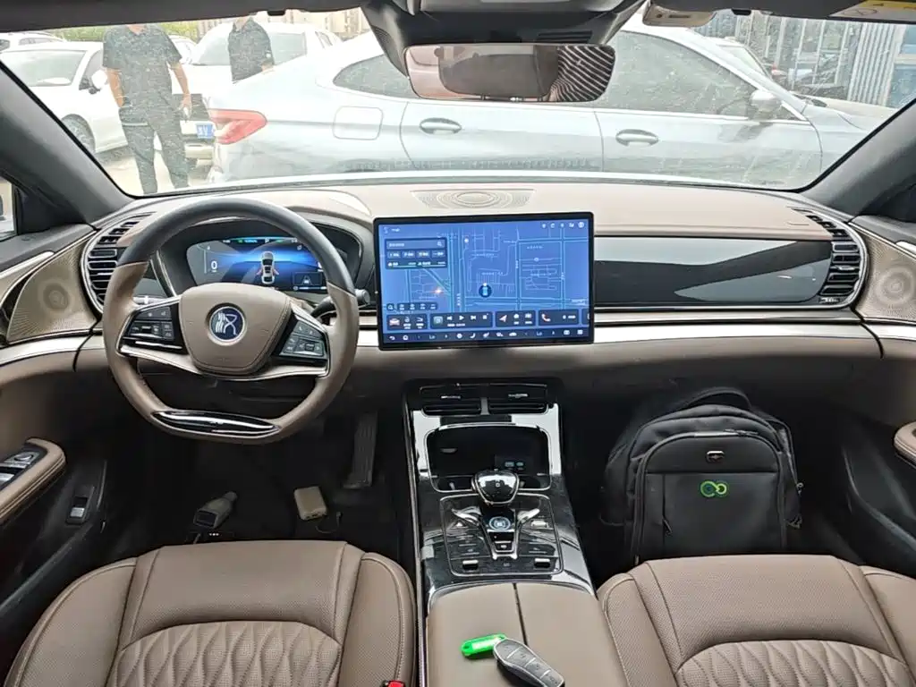 BYD Han — миниатюра 10
