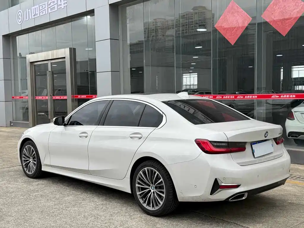 BMW 3 Series — миниатюра 5