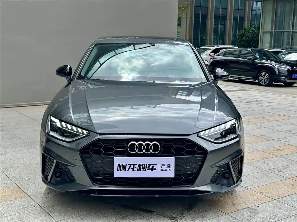 Audi A4L 2022 40 TFSI Luxury