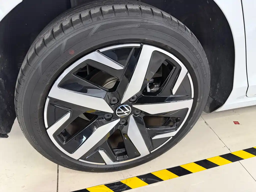 Volkswagen Lamando — миниатюра 18