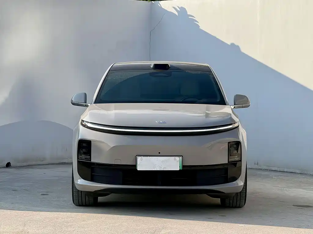 Li Auto Li L6 — миниатюра 2