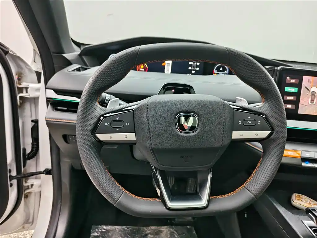 Changan UNI-V 2022 1.5T Luxury