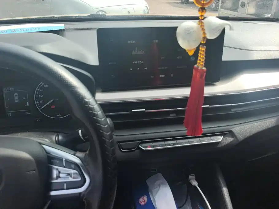 Geely Vision X3 — миниатюра 13