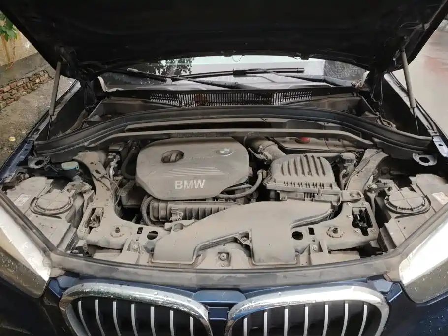 BMW X1 — миниатюра 10