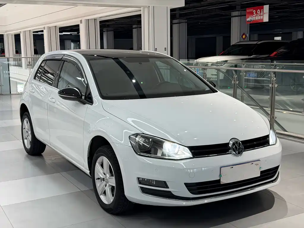Volkswagen Golf 2017 230TSI AT Comfort