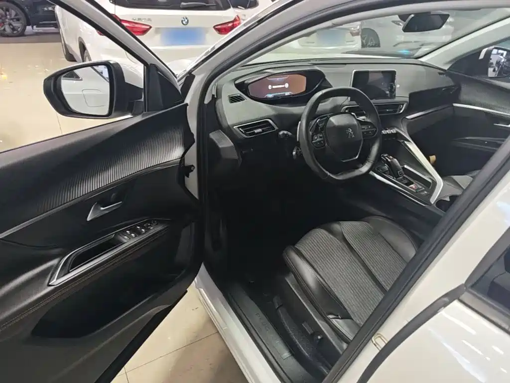 Peugeot 5008 — миниатюра 16