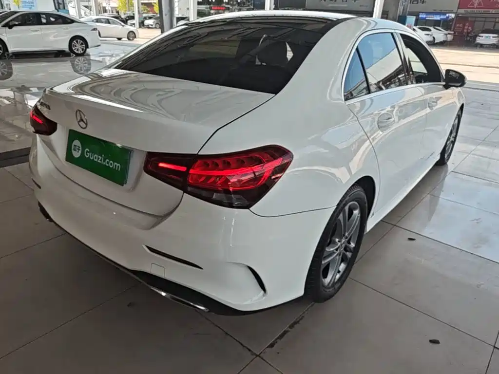 Mercedes-Benz A-Class — миниатюра 7