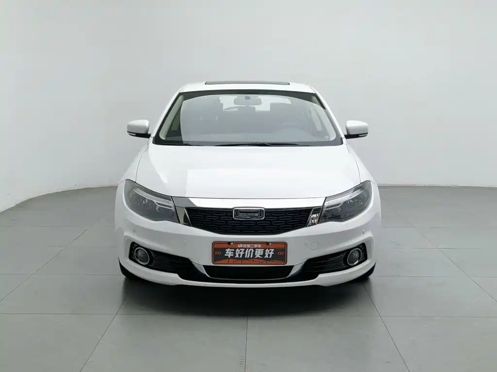 Qoros Qoros 3 — миниатюра 3