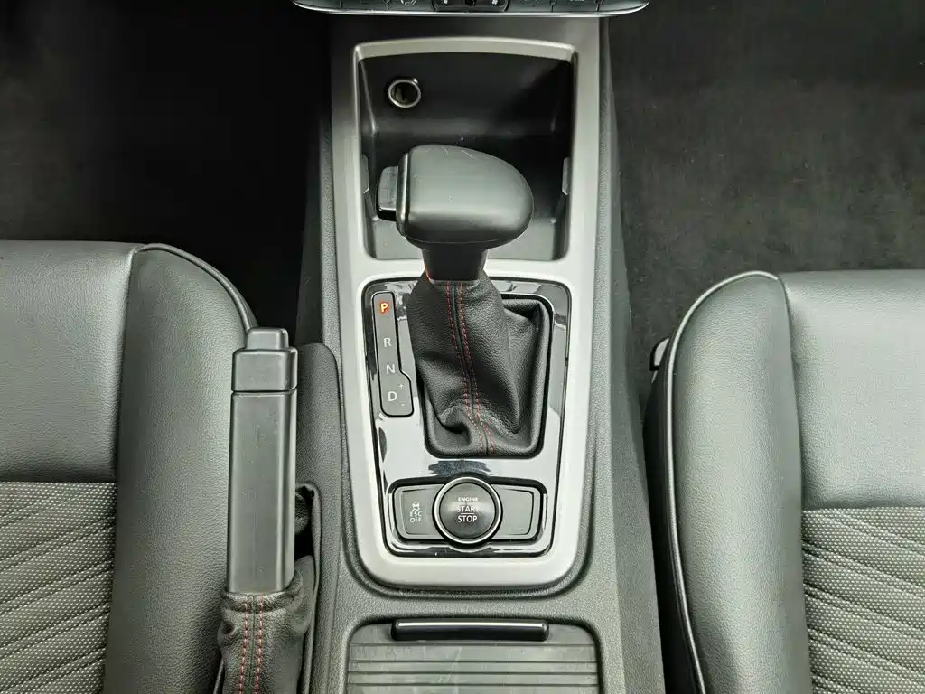 Qoros Qoros 3 — миниатюра 13