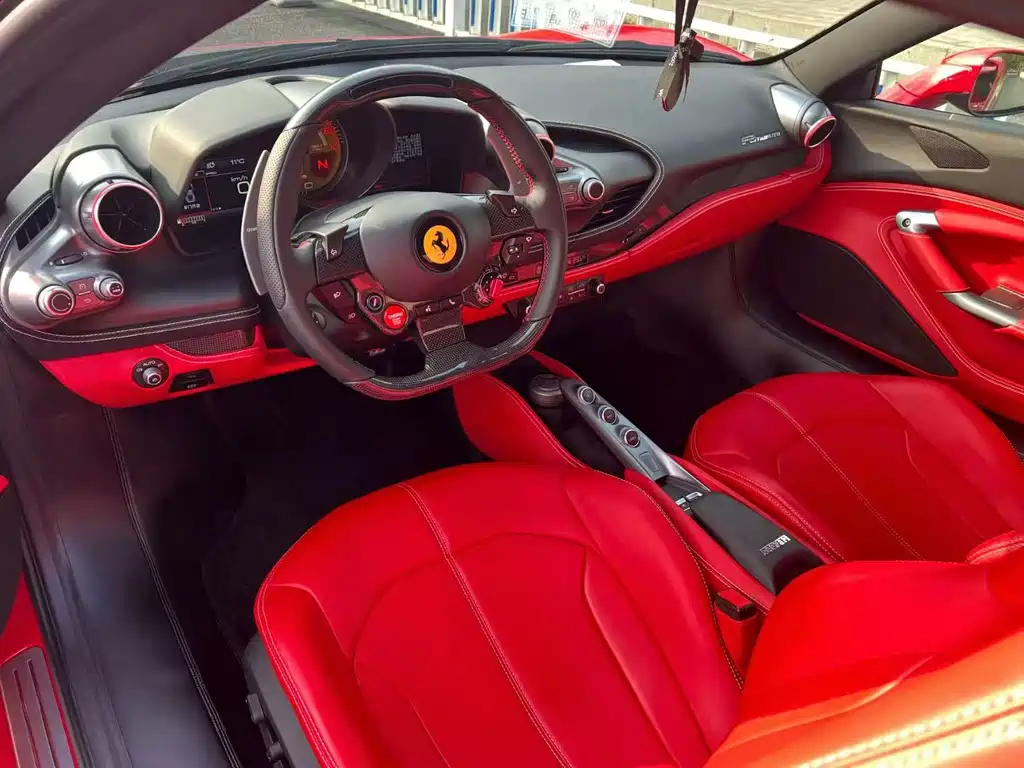 Ferrari F8 2019 Tributo 3.9T V8
