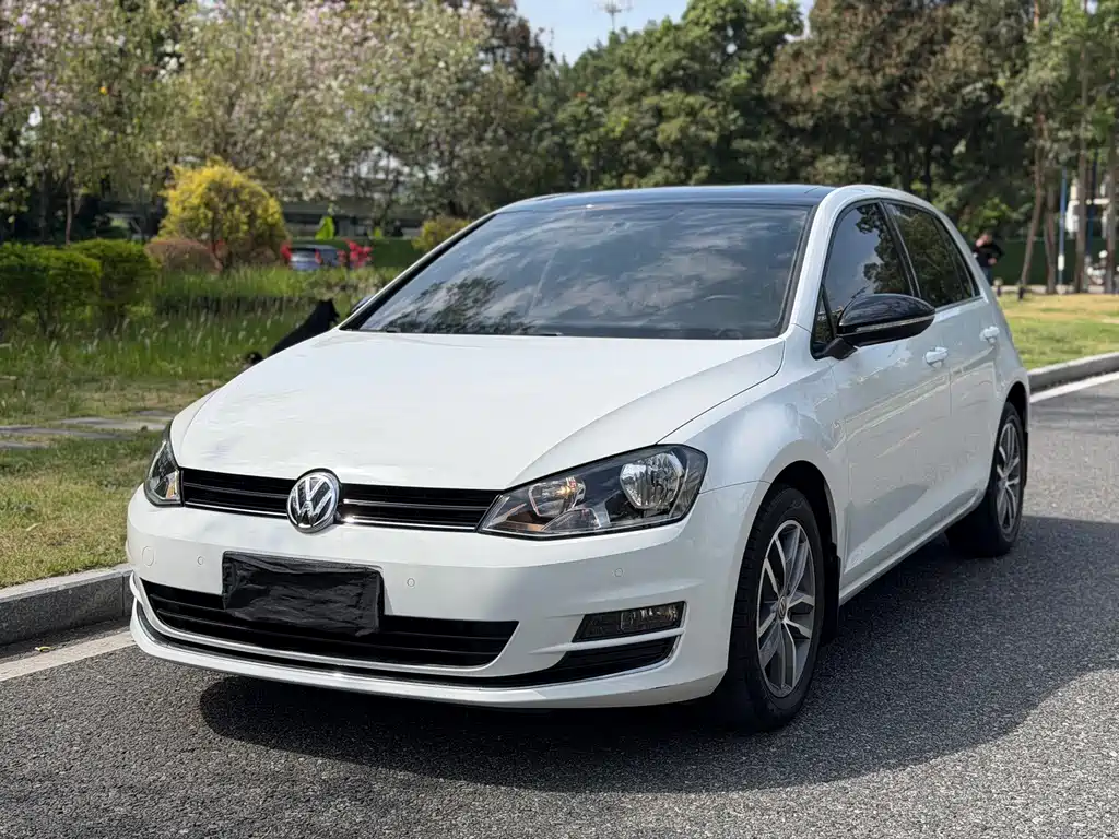 Купить Volkswagen Golf