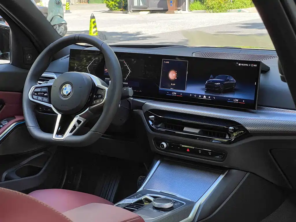 BMW 3 Series — миниатюра 23