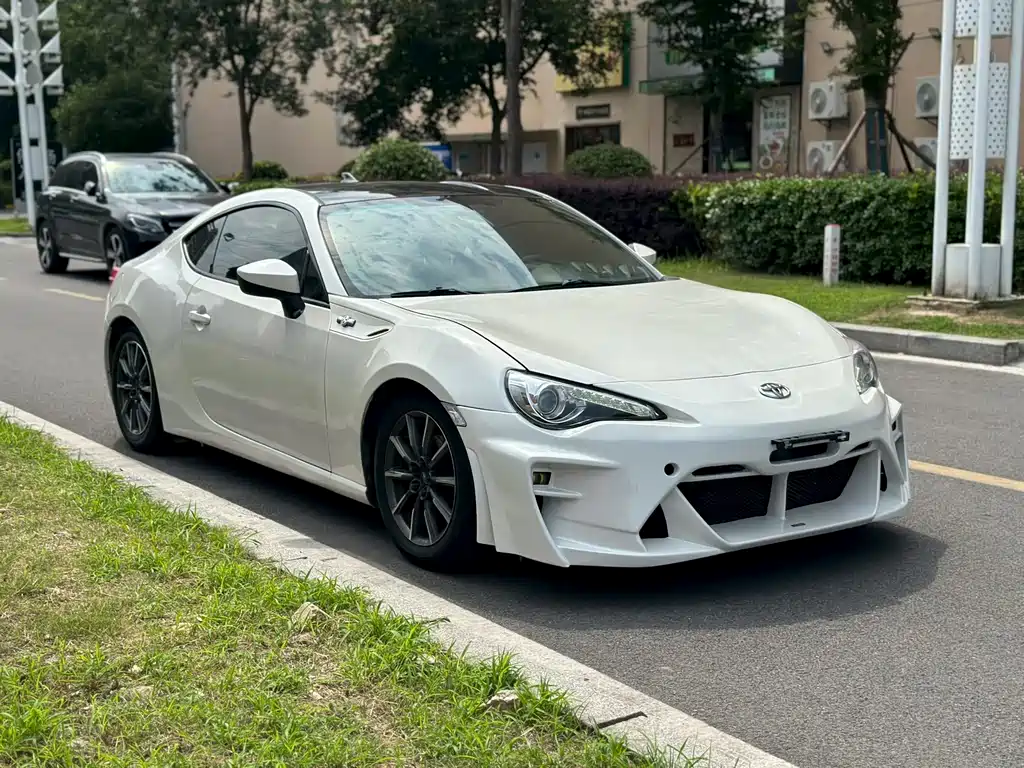 Toyota 86 — миниатюра 3
