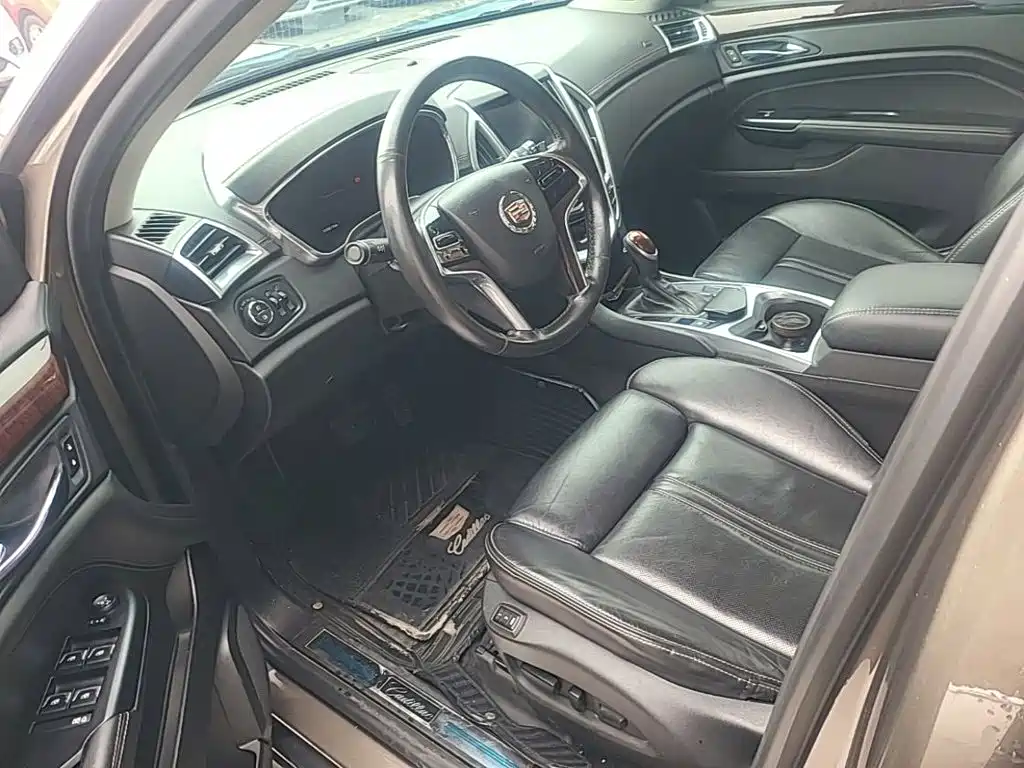 Cadillac SRX — миниатюра 16