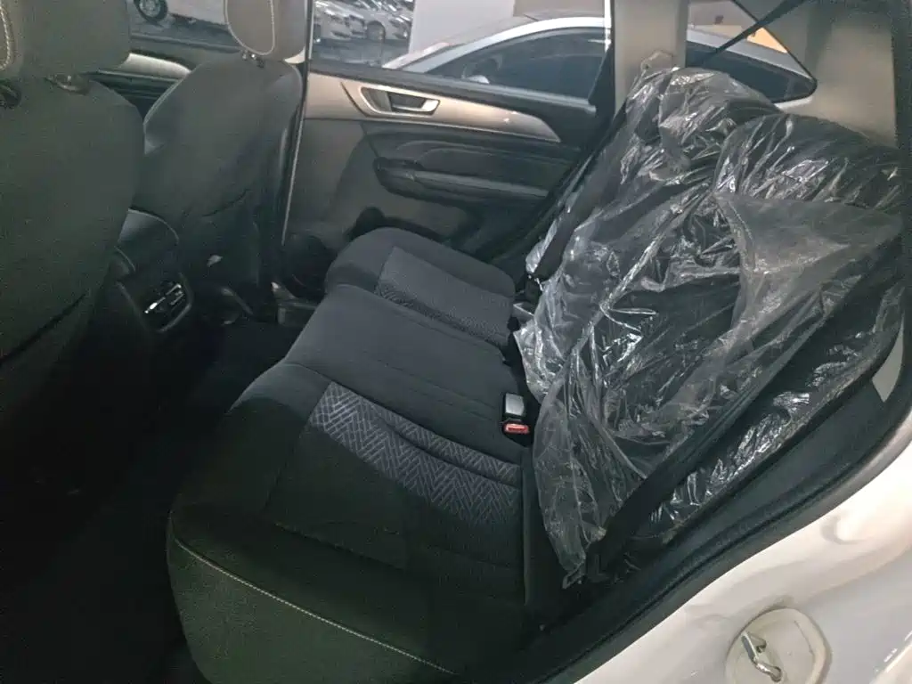 Haval M6 — миниатюра 17